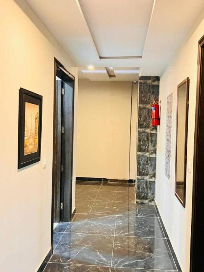 Eiffel Luxury Apartments 拉合尔 外观 照片