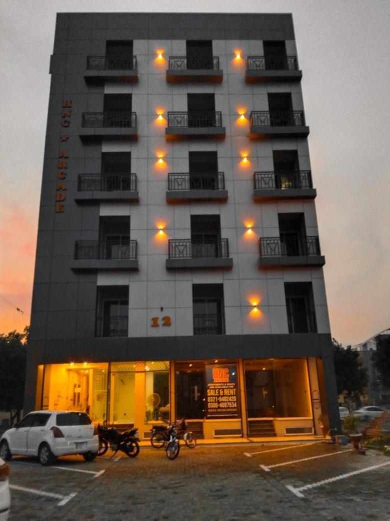 Eiffel Luxury Apartments 拉合尔 外观 照片